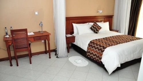 67 Airport Nairobi Hotel 3*