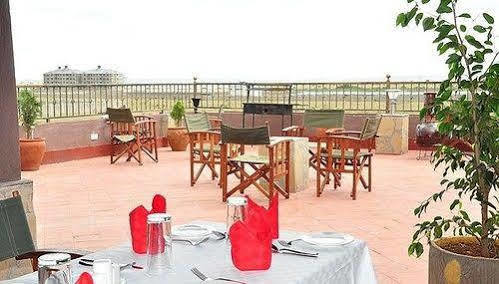 67 Airport Nairobi Hotel